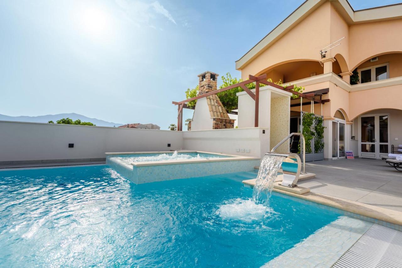 Neretva Valley Apartments - Heated Pool Metković エクステリア 写真